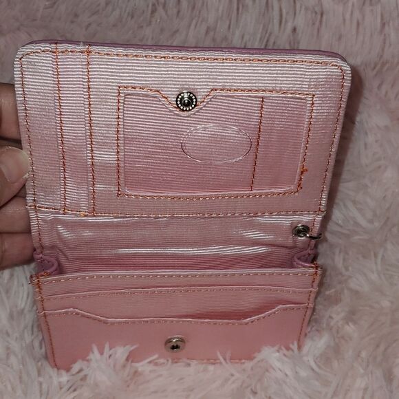 Liz Claiborne Small Wallet - Picture 7 of 8